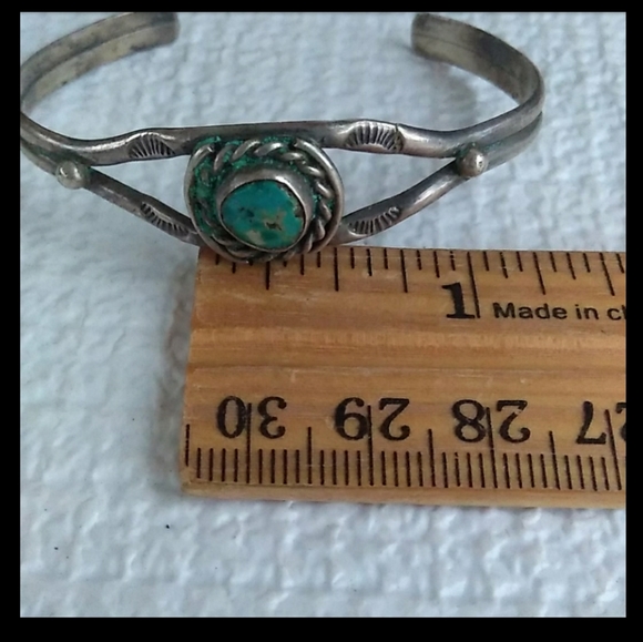 *CHILD SZ* Old Pawn Sterling Silver Turquoise Cuff